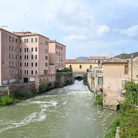 Vicino Ospedali E Colli - Vista Sul Torrente Rilassante *