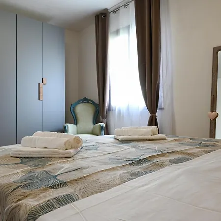 Vicino Ospedali E Colli - Vista Sul Torrente Rilassante