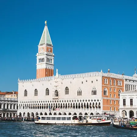 Vicino Ospedali E Colli - Vista Sul Torrente Rilassante Apartment